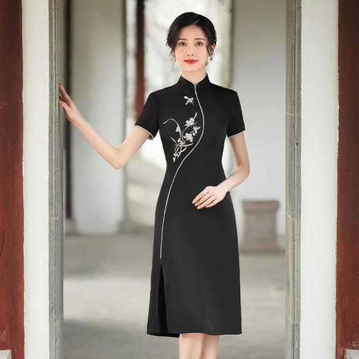 【盈盈一握】古典优雅，立领绣花修身醋酸旗袍TX-860 商品图1