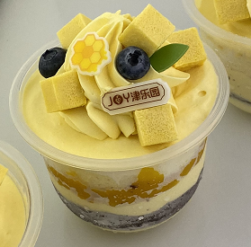 芒果慕斯啵啵-动物奶油杯子蛋糕