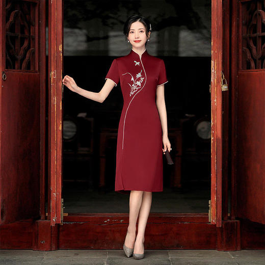 【盈盈一握】古典优雅，立领绣花修身醋酸旗袍TX-860 商品图2