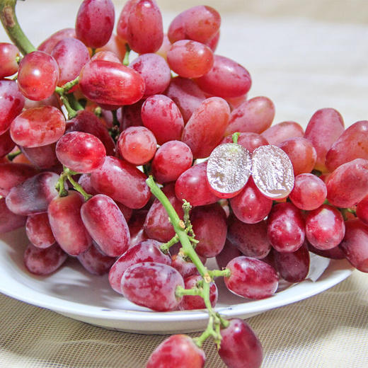 新鲜水果  七星女王红提2斤装 商品图1