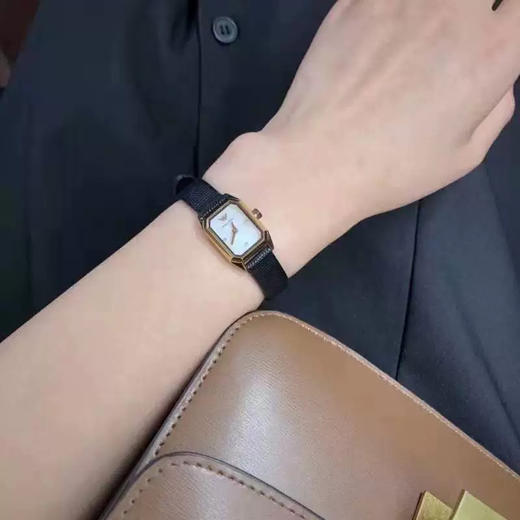 送女友！Armani阿玛尼通勤方形手表女 贝母皮带女士腕表AR11248 商品图0