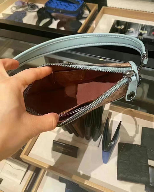 Bug价！美现秒发~Coach专柜款Swinger 20￥920到手！腋下包很in很好用哦~ 商品图3