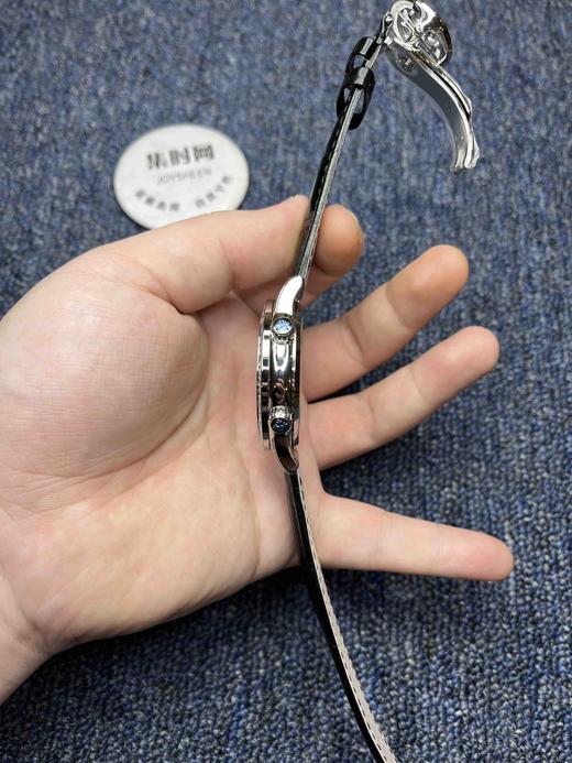 PP百达翡丽‮空星版级升‬6102天月款‮内日‬瓦苍‮列系穹‬你可想象‮空星把‬佩戴在腕上吗？ 商品图5