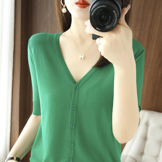 新款时尚气质休闲V领短袖薄款冰丝针织开衫外套上衣JYYR-JY2270 商品图3