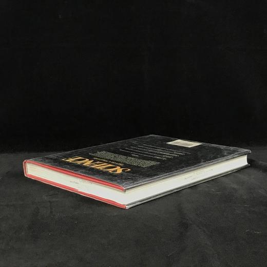 科学：二十世纪发现史 300余幅插图 精装16开 商品图2