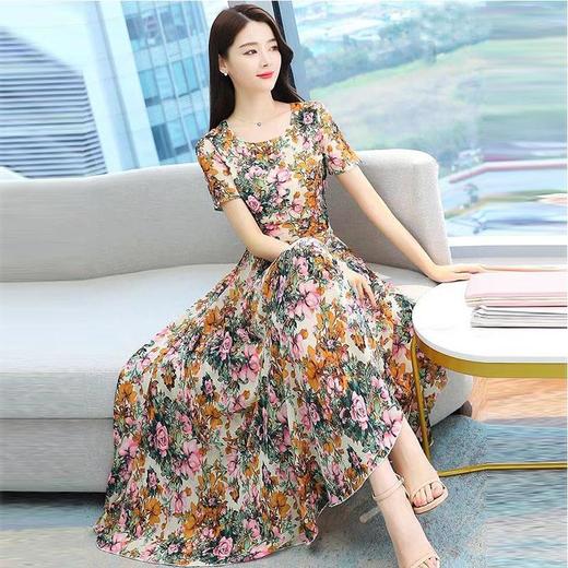 2022新款碎花连衣裙女夏2022新款法式复古温柔风显瘦收腰雪纺长裙过膝裙子 商品图0