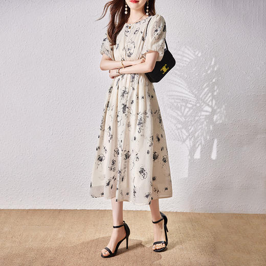 WX78319 夏季2022年新款连衣裙过膝碎花法式圆领泡泡袖气质百搭中长裙子女 商品图3