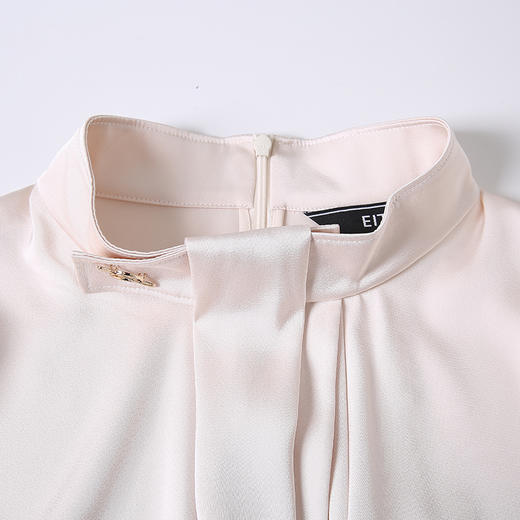 EITIE爱特爱秋季新款时尚职业百搭显瘦飘带小上衣7113801 商品图12