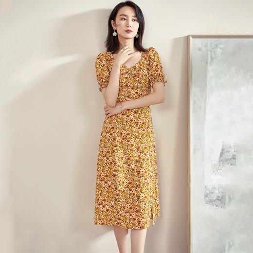 剩M/L 清新碎花2025夏季新款潮流A字裙泡泡袖连衣裙 商品图3