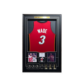 收藏系列 韦德 热火队3号红色 16/33 亲笔签名球衣 B392966