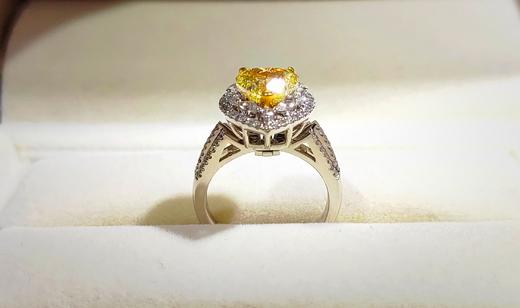 2.00克拉k金豪镶两用款黄钻戒指 商品图2