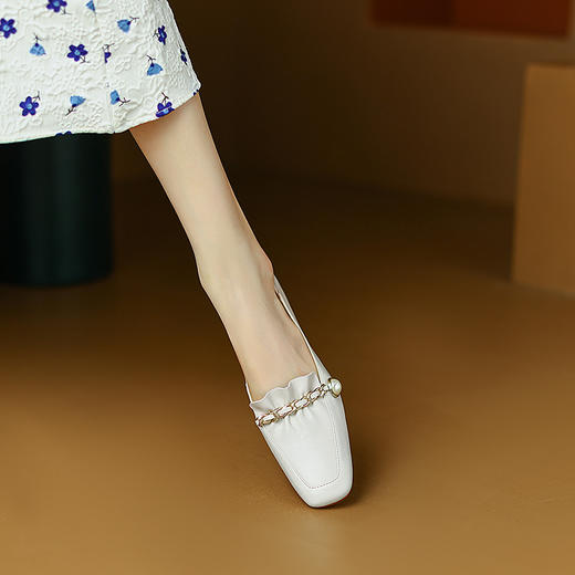 超软显瘦，优雅真皮粗跟方头日常单鞋WC-M9763 商品图3