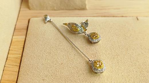 蝴蝶翩翩不对称造型黄钻耳环 商品图4