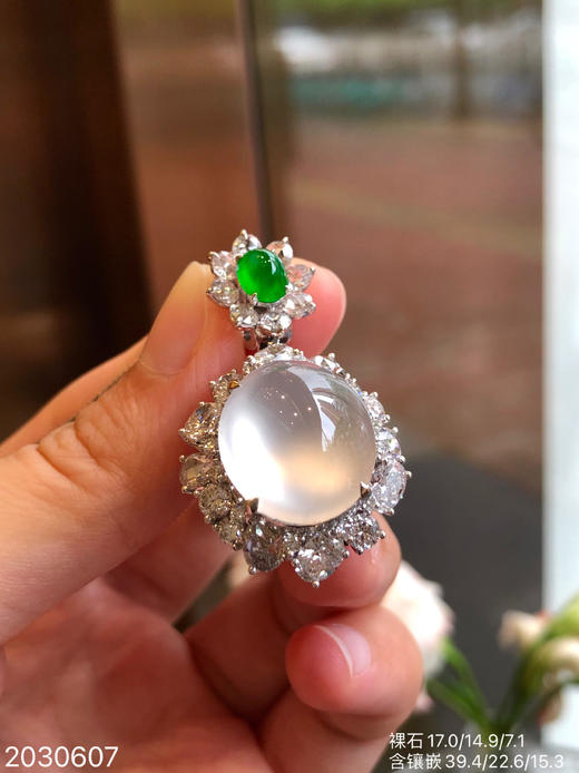 2030607，玻璃蛋面吊坠。具体价格微信咨询 商品图6