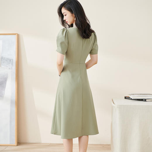 剩S/M/L/XL 米思阳2025夏季新款简约优雅方领复古中长裙泡泡袖修身连衣裙2134 商品图2