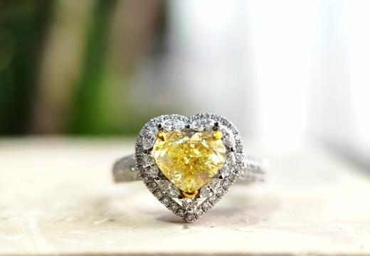 2.00克拉k金豪镶两用款黄钻戒指 商品图0