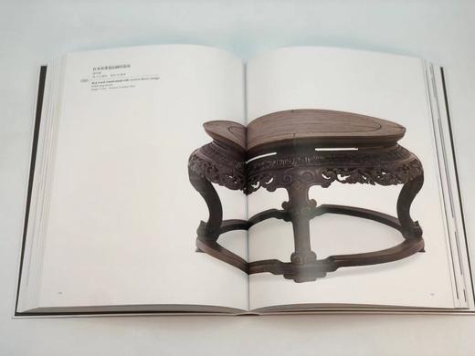 《故宫博物院藏器座》，故宫博物院编，16开精装带函套，共五册，北京雅昌精印，故宫出版社2016年8月初版。定价1900，售价748元。
 
在故宫博物院丰富的藏品序列中，器座一直以文物附件的形式存在。 商品图5