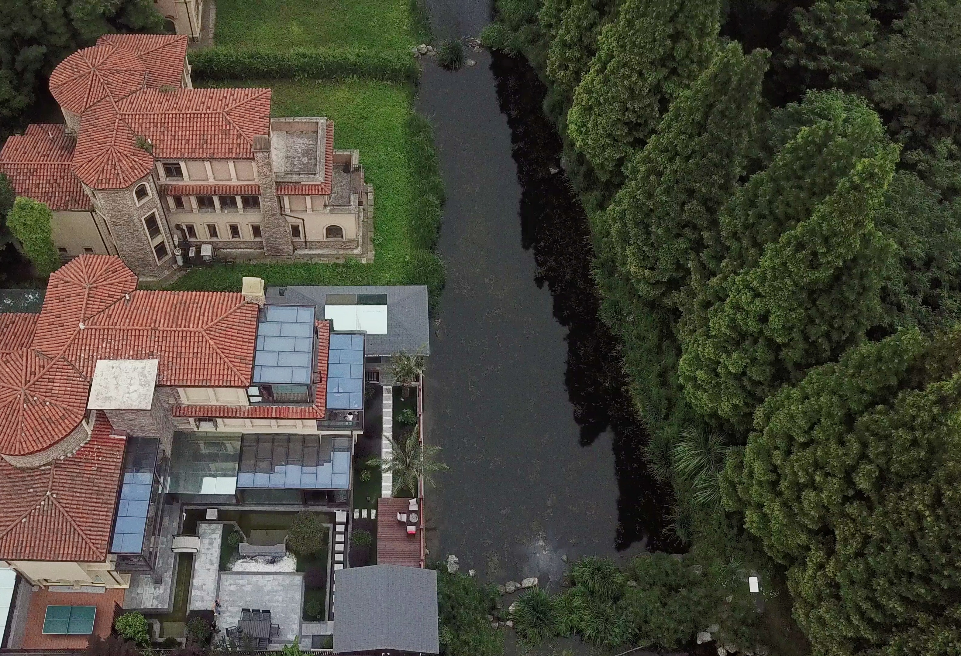 【青城山-404号院】5房/6房/7房独栋别墅，豪华轰趴之旅，电梯别墅、儿童游玩（乒乓、戏水池）高端厨房、机麻MM