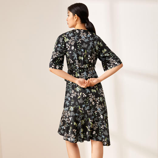 玳莎女真丝印花茶歇裙连衣裙 BA35202 商品图4