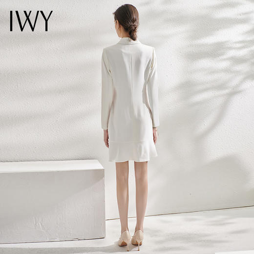 IWY/白色职业西装连衣裙时尚办公室职场工作服主持人名媛气质修身 Q10359 商品图3
