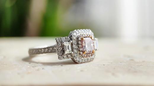 0.91克拉k金豪镶款粉钻戒指 商品图2