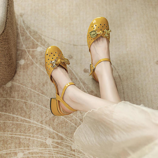 夏季包头镂空凉鞋，软底软面平底时装尖头皮鞋一字扣凉鞋XDD-11679 商品图2