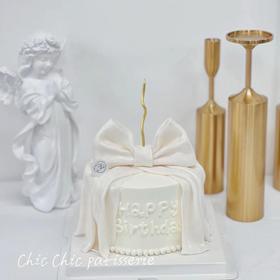 雪白蝴蝶结  | 昔果