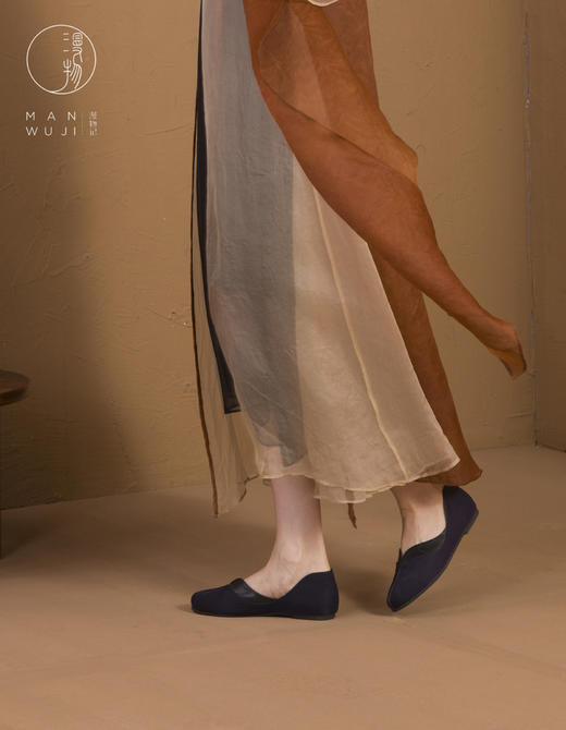 XYS-025欧根红云纱双层长外披 商品图3