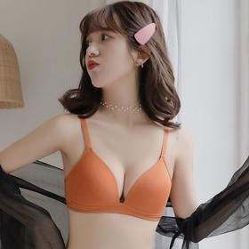 【特惠，买一送一】法式三角杯无钢圈内衣，小胸聚拢穿出饱满、收副乳防下垂、轻薄透气不闷热，贫乳平胸必备