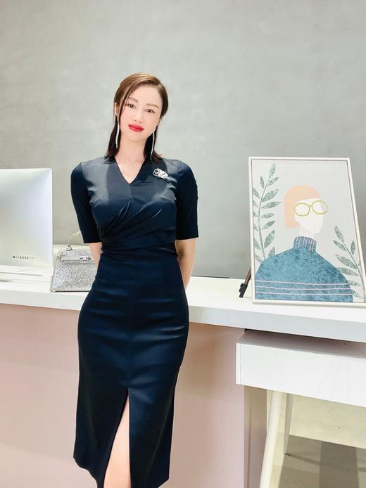 颈袖添香-连衣裙-“神秘夜空”🔸神秘感与傲气，给人带来一种与众不同的气质，让人情不自禁去猜想，去幻想。JD282471T1X5 商品图1