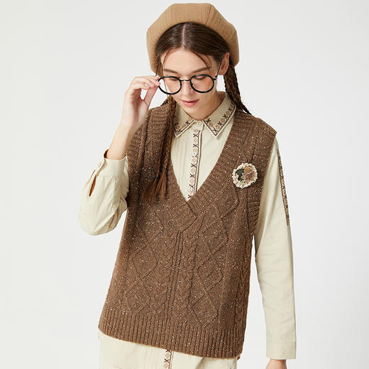 Famecoco范可儿毛衣背心女外搭秋款V领复古扭花坎肩马甲F225CA027 商品图1