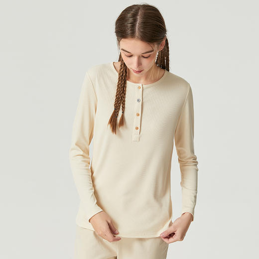 famecoco范可儿女长袖T恤修身早秋常规款圆领针织打底衫D221BB302 商品图4