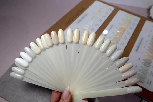 【秒杀价】胶研社·27月光白 商品图2