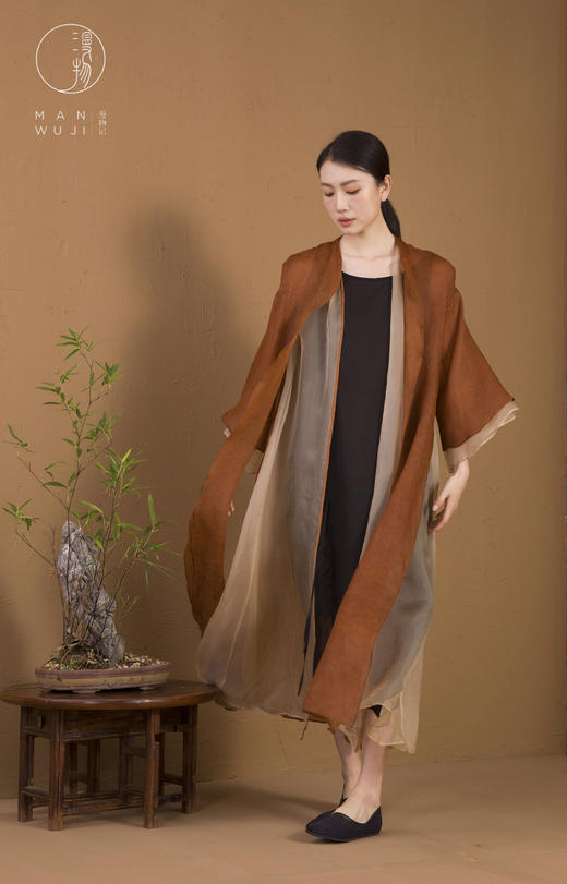 XYS-025欧根红云纱双层长外披 商品图5