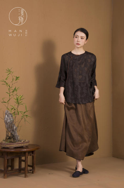 XYS-017剪花香云纱斜襟滚边上衣 商品图1