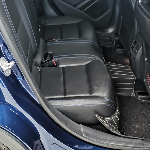 奔驰 GLA 200 蓝调版 【长租-北京】 商品图6