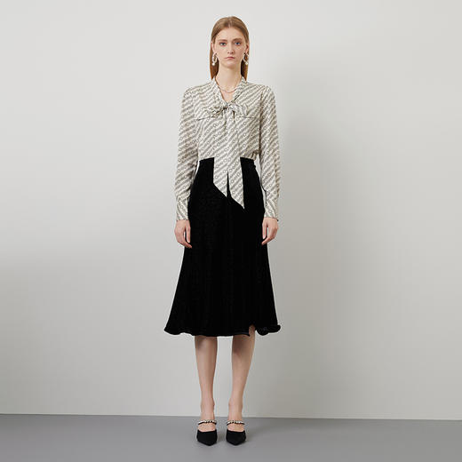 EITIE爱特爱秋季新款时尚通勤印花飘带衬衫女上衣6709416 商品图3