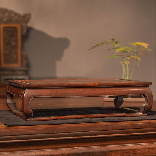 清 红木束腰马蹄腿托泥器座 商品图0