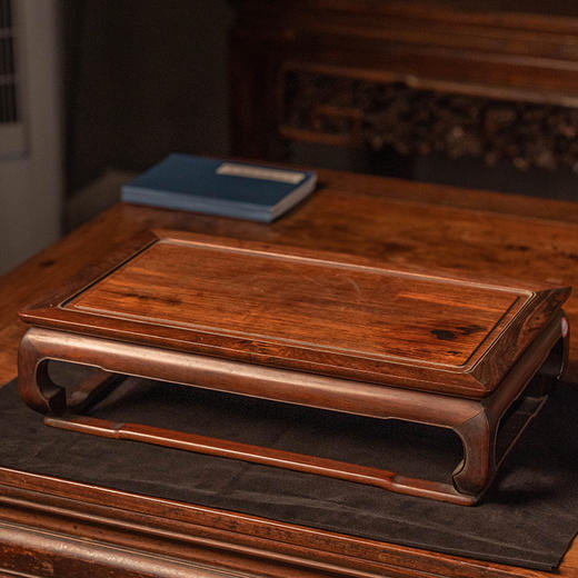 清 红木束腰马蹄腿托泥器座 商品图4