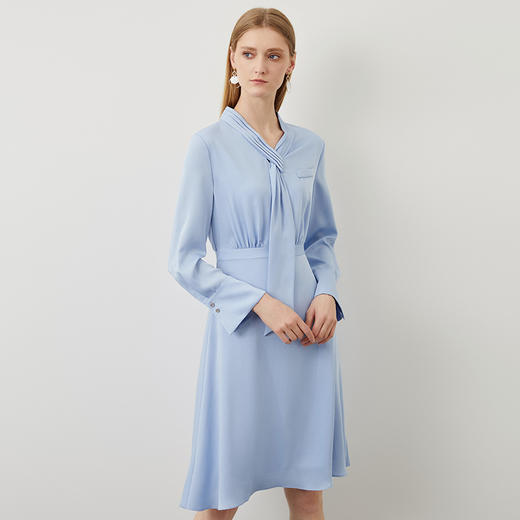 EITIE爱特爱秋冬新款气质飘带收腰显瘦A字中袖连衣裙6707402 商品图7