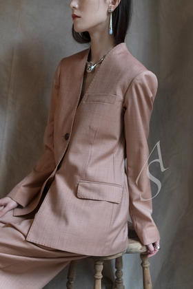 Mark Kenly Domino Tan 珊瑚色JONITA无领式口袋夹克