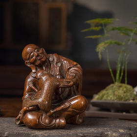 清 龙眼木雕戏狮罗汉