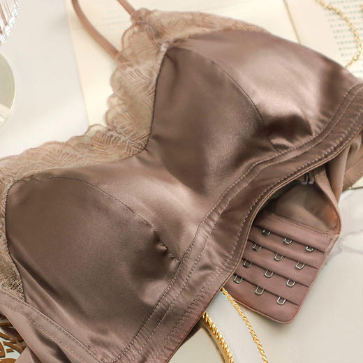 莹润色泽 19姆米素绉缎真丝内衣 重磅出场6A级桑蚕丝面料 真丝高腰内裤 给肌肤精致的享受 商品图3