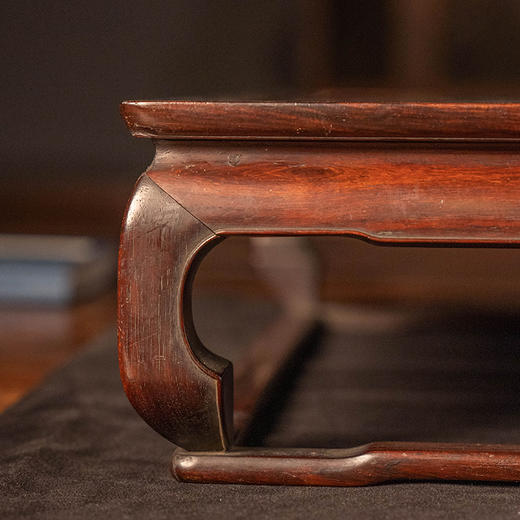 清 红木束腰马蹄腿托泥器座 商品图1