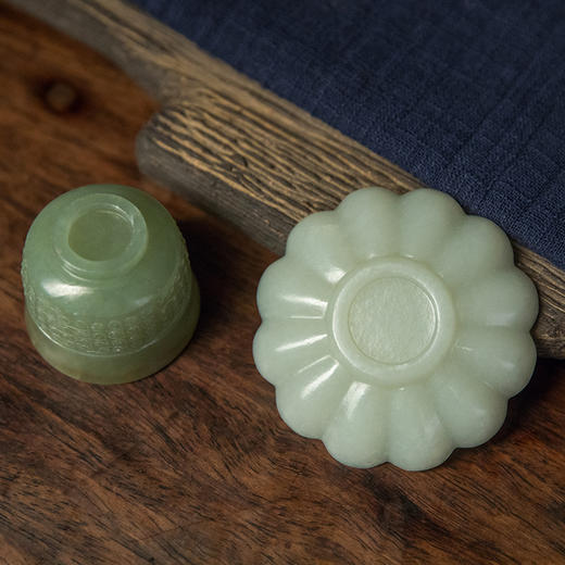 清 玉雕云纹杯及花口托成套（八组） 商品图4
