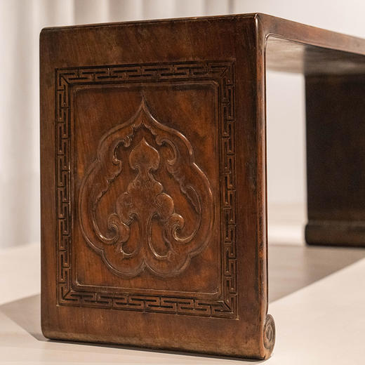 清 红木云纹板足书卷式炕几 商品图1