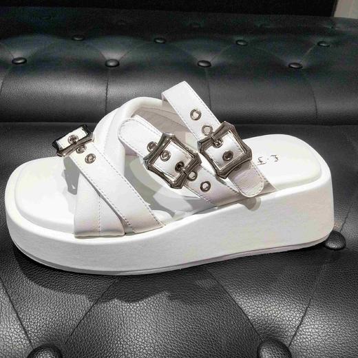 LFGJ5248超轻纤扣厚底凉拖 商品图7