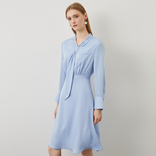 EITIE爱特爱秋冬新款气质飘带收腰显瘦A字中袖连衣裙6707402 商品图8