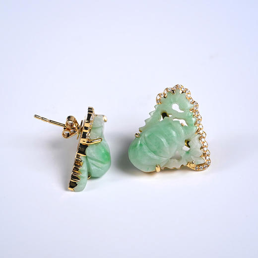 清代翡翠瓜果不对称耳钉 商品图6