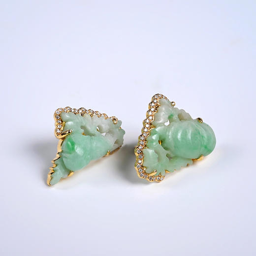 清代翡翠瓜果不对称耳钉 商品图5